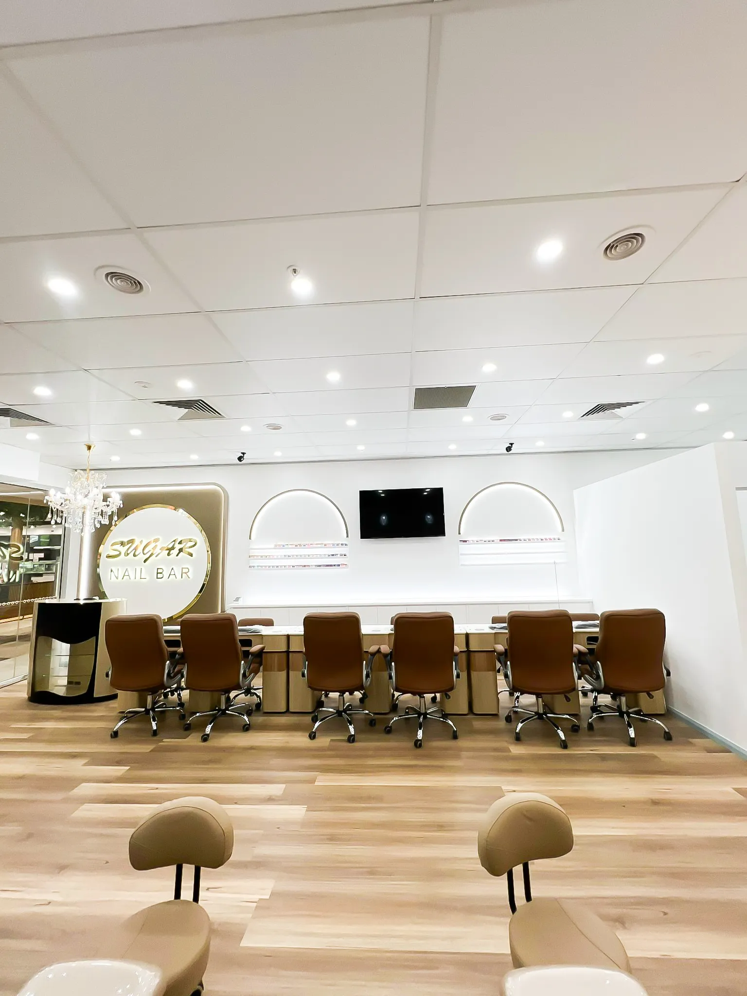 Sugar Nail Bar — Interior view, IDG Design